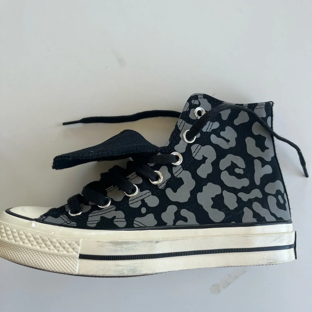 Converse Chuck Taylors 70 Hi 